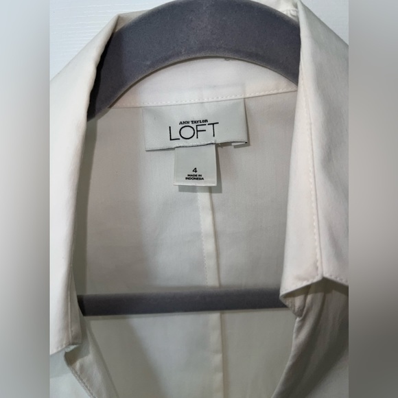 Ann Taylor LOFT White Collared Wrap Top, Size 4 - Picture 2 of 3